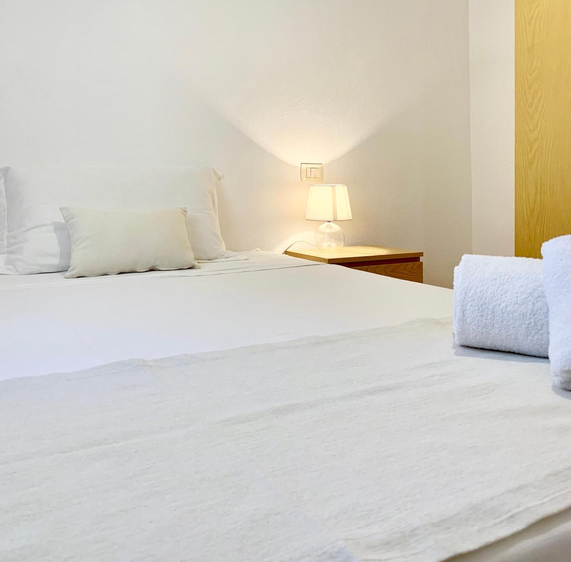 Square Inn Apartment Olbia Exteriér fotografie